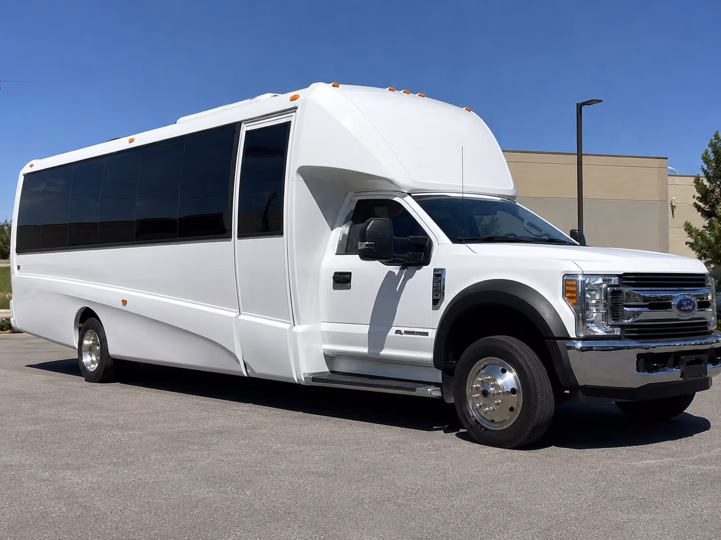 largo wedding charter bus rentals for your guests