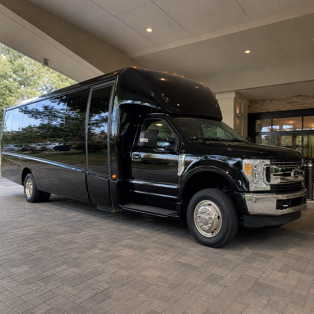 palm harbor rent a long distance charter bus in palm harbor