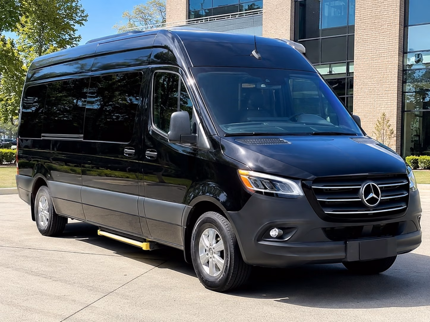 sarasota plan employee commutes with efficient shuttle services