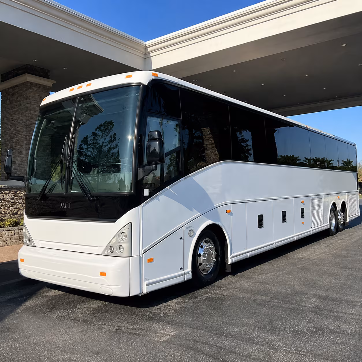 st petersburg charter bus