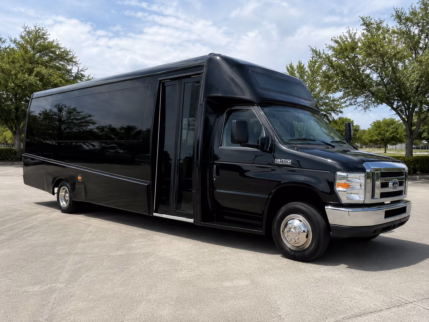 st petersburg flexible charter bus rentals for st petersburg wedding groups