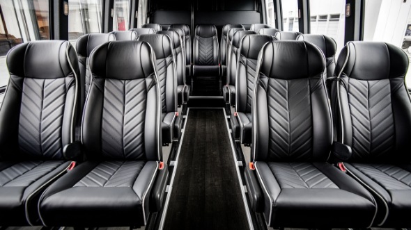 30 passenger minibus rental bradenton